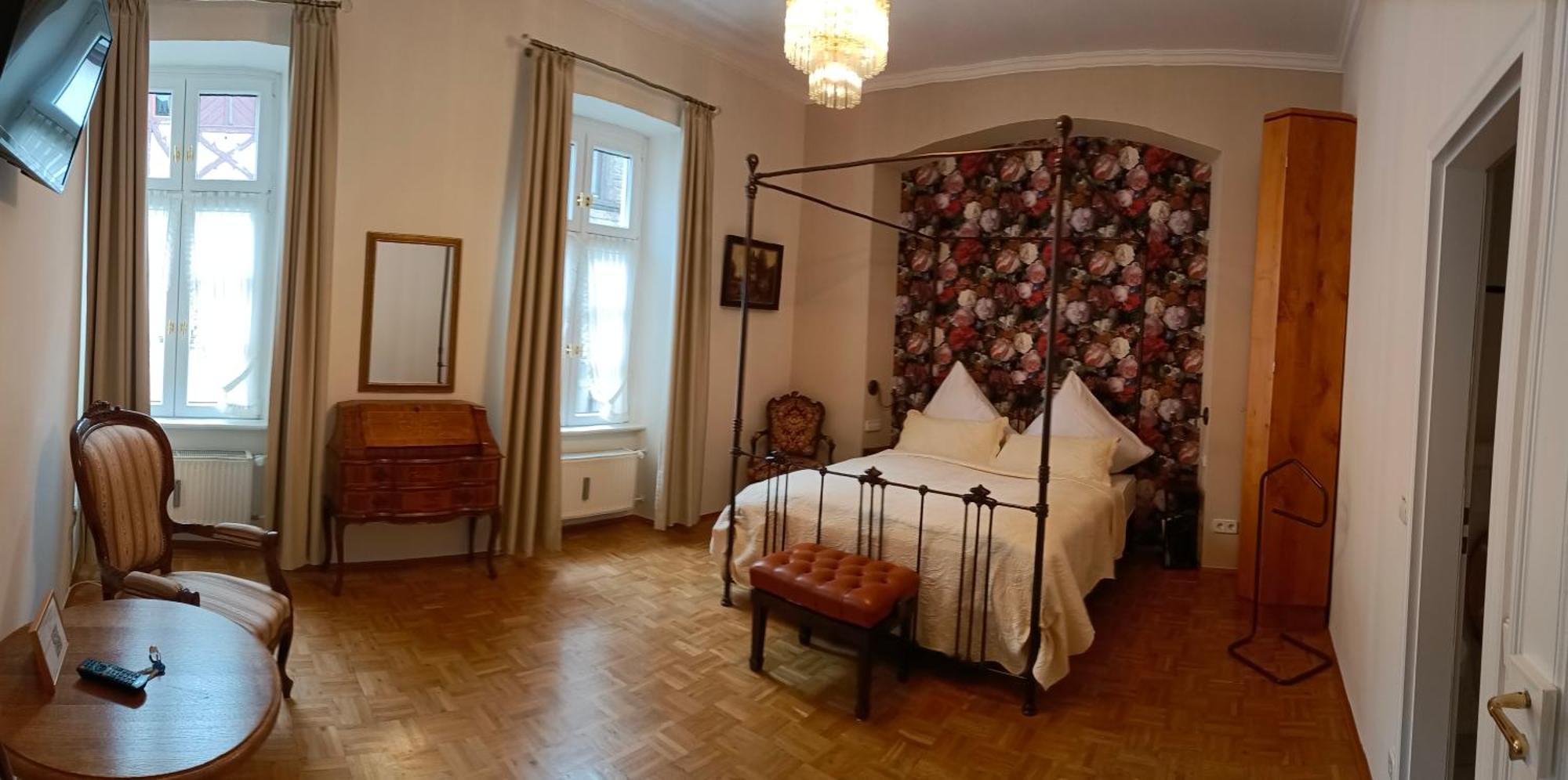 Historischer Winzerverein Boutique B&B Senheim Esterno foto